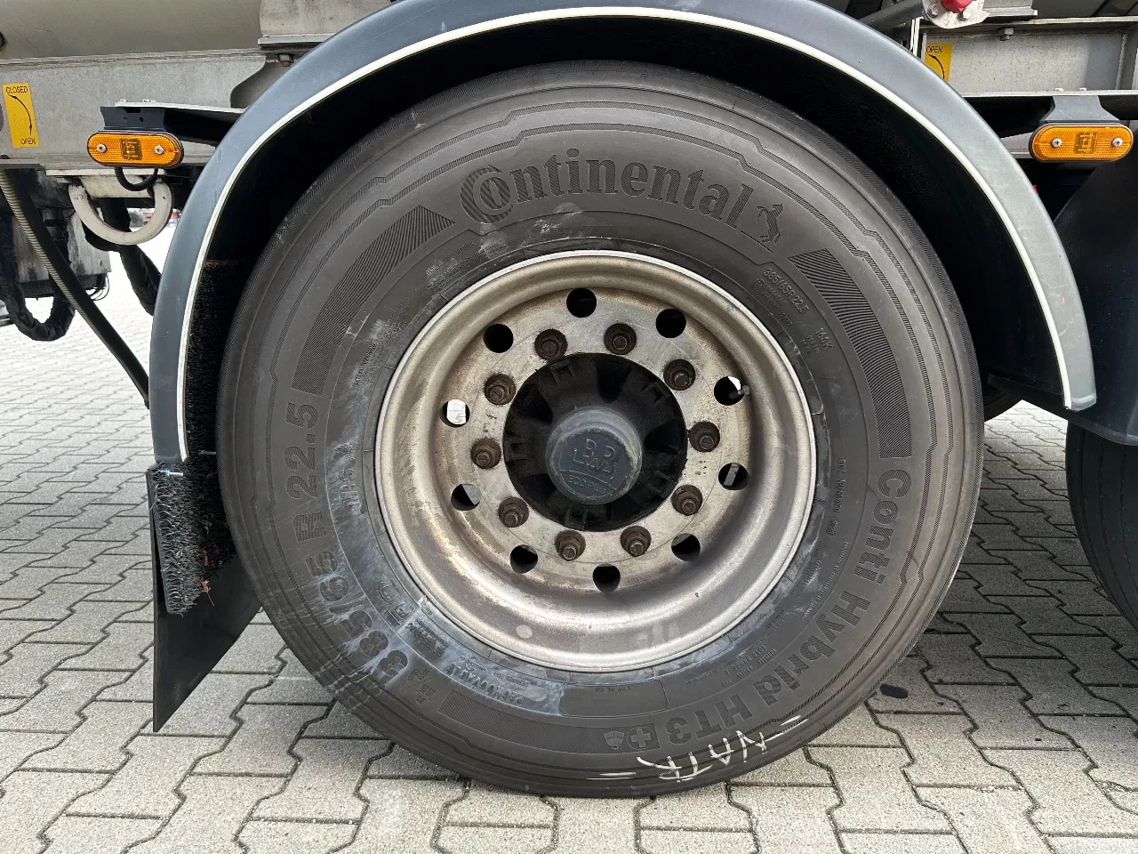 Van Hool 2015 - FOOD / 39.000L / 3-COMP / INOX / NL-trailer image 39