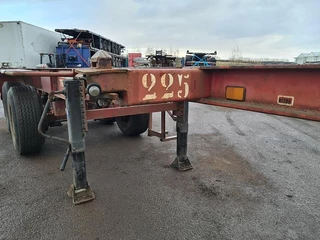 Renders 2 AXLE 20 FT CONTAINER CHASSIS BPW DRUM 1988 - N/A obrazek 9