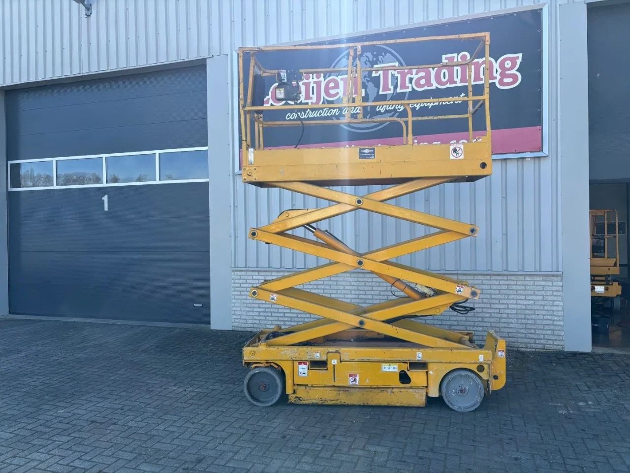 Haulotte 2011 - Compact 8 , Electric scissorlift, 2011 year!! afbeelding 1