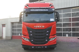 Iveco S-WAY 460 2020 - | Retarder | Alcoas | 612187Km | 2020 | Full Air Suspension | Stand Klima | Navi | 2 Fridges | Euro6 | 4X2 | German Truck afbeelding 2 miniatuur