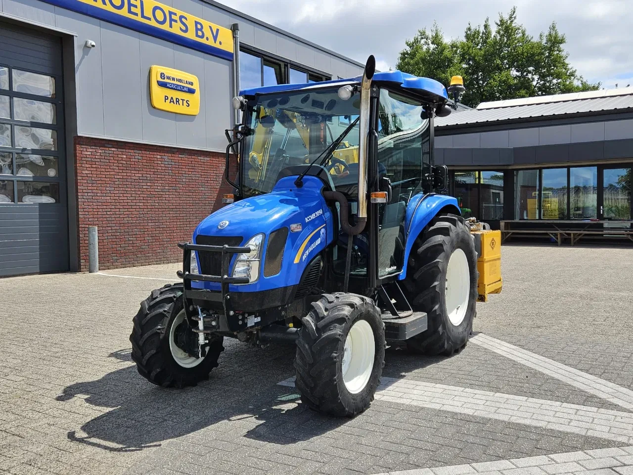 New Holland 2003 - Boomer 3050 met Bos Maaiarm afbeelding 10