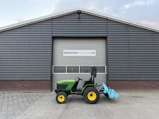 John Deere 4110 Compacttrekker (4WD / HST) te koop