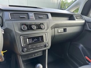 Volkswagen Caddy 2020 - 2.0 TDI E6 / L1H1 / 1e EIGENAAR / 82.934 KM / ZEER NETJES !! / AIRCO / CRUISE CONTROL image 11