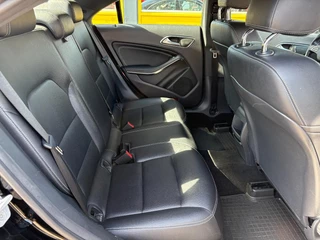 Mercedes-Benz CLA 2015 - 200 obrazek 11