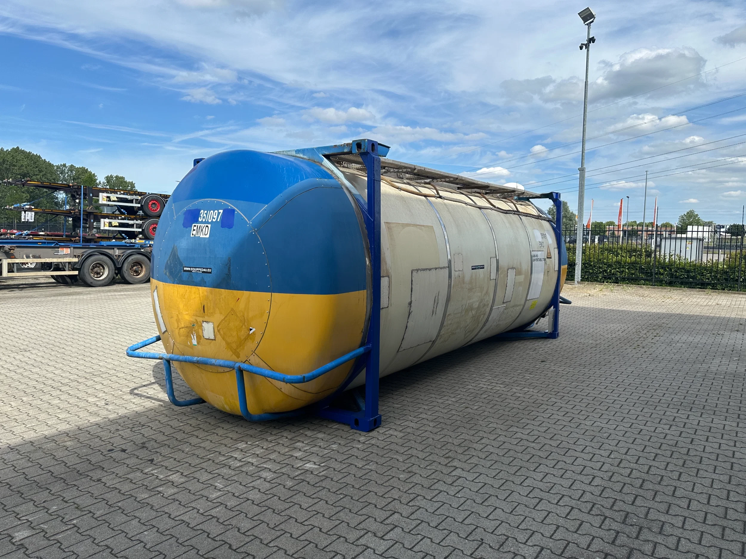 UBH INTERNATIONAL 2005 - 34.570L / 1-comp. / 4 BAFFLES / 20FT swapbody / T11 / EMKD / ADR 5Y + CSC-inspection: 04/2028 afbeelding 5