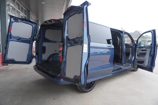Ford Transit Custom 2024 - 320L 2.0 TDCI 170PK L2H1 Limited Automaat obrazek 6