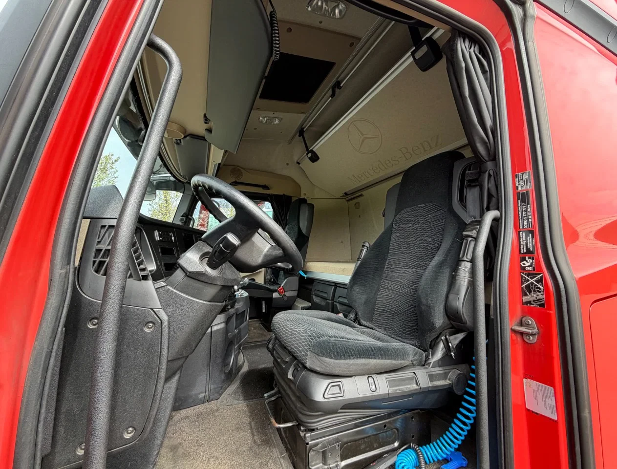 Mercedes-Benz Actros 2018 - 2642 HEIWO ISOLATED BOXES DOUBLE DOORS TRS COOLING TAIL LIFT TOP CONDITION NL-COMBI immagine 19