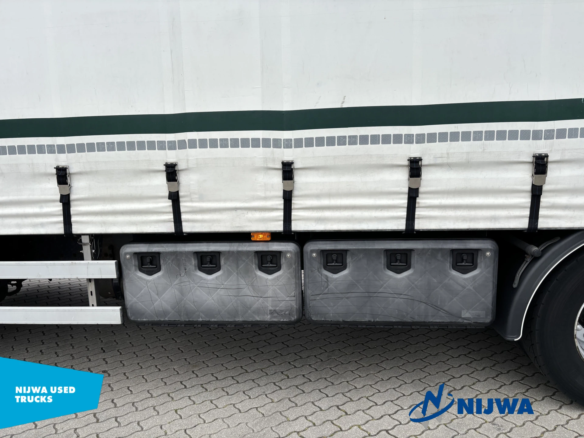 Renault D WIDE 4x2 Schuifzeil + Laadklep 2000KG 2020 afbeelding 20