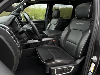Dodge Ram 1500 2020 - LARAMIE NIGHT 5.7L V8, MARGE, GEEN BTW, 1E EIG, DEALER ONDERHOUDEN, NIEUWSTAAT obrazek 7