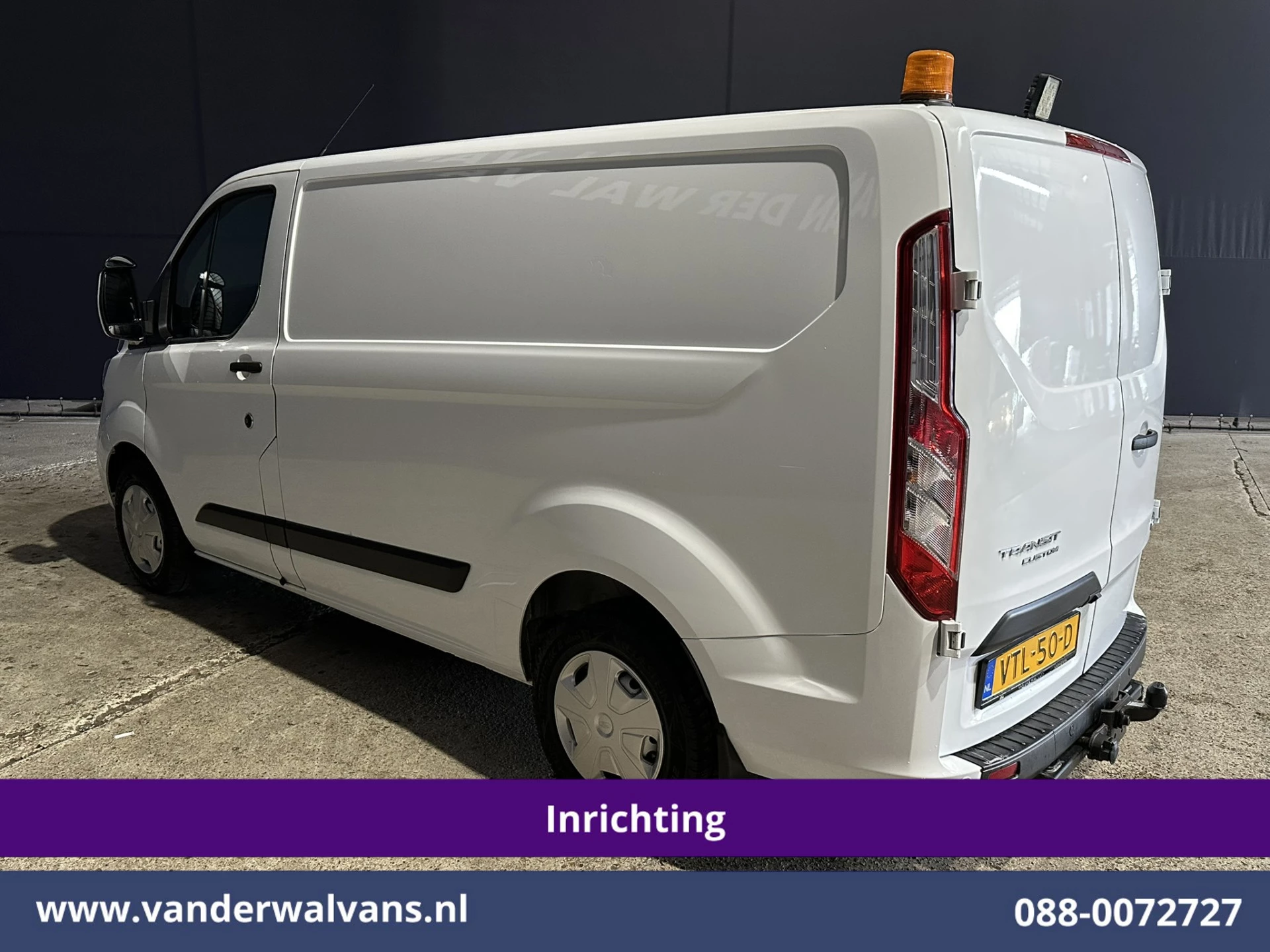Ford Transit Custom 2023 - 2.0 TDCI L1H1 Inrichting Euro6 Airco | Camera | Omvormer | LED | Cruisecontrol | Android Auto obrázek 13