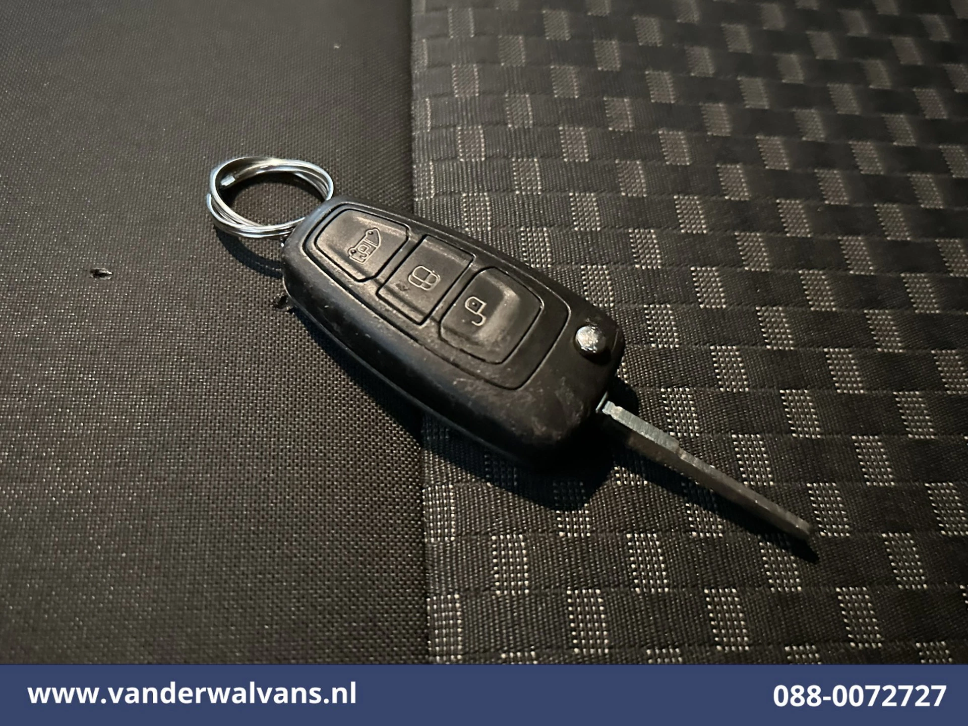 Ford Transit 2022 - 2.0 TDCI 130pk Bakwagen Laadklep Euro6 Airco | 1040kg laadvermogen | Cruisecontrol | Verwarmde Voorruit obrázek 18