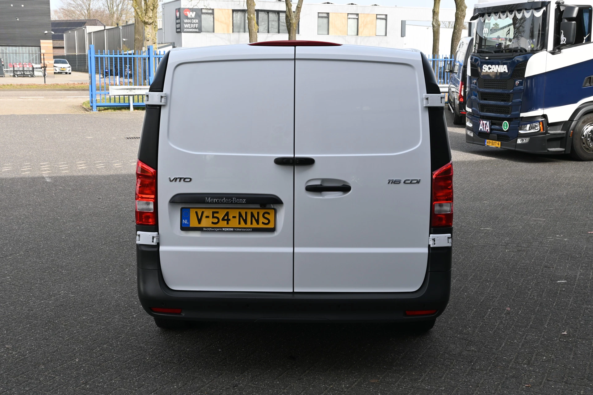 Mercedes-Benz Vito 2024 - 116 CDI L2 Pro imagem 11