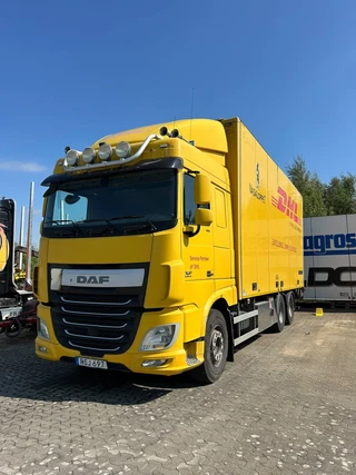 DAF XF 2017 - 510 SpaceCab 6x2 - Box with side doors - Loadlift - Euro6 afbeelding 3 miniatuur
