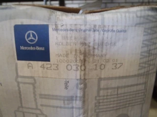Mercedes-Benz N/A - A 4230301037 CILINDERBUS+ZUIGER OM 421/422/423 (NIEUW) zdjecie 3