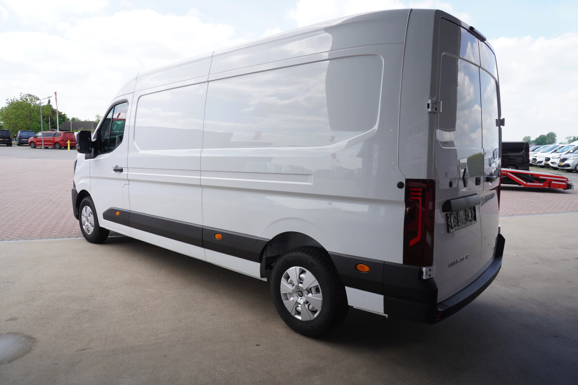Renault Master 2024 - T35 2.0 dCi 150PK L3H2 obrázek 7