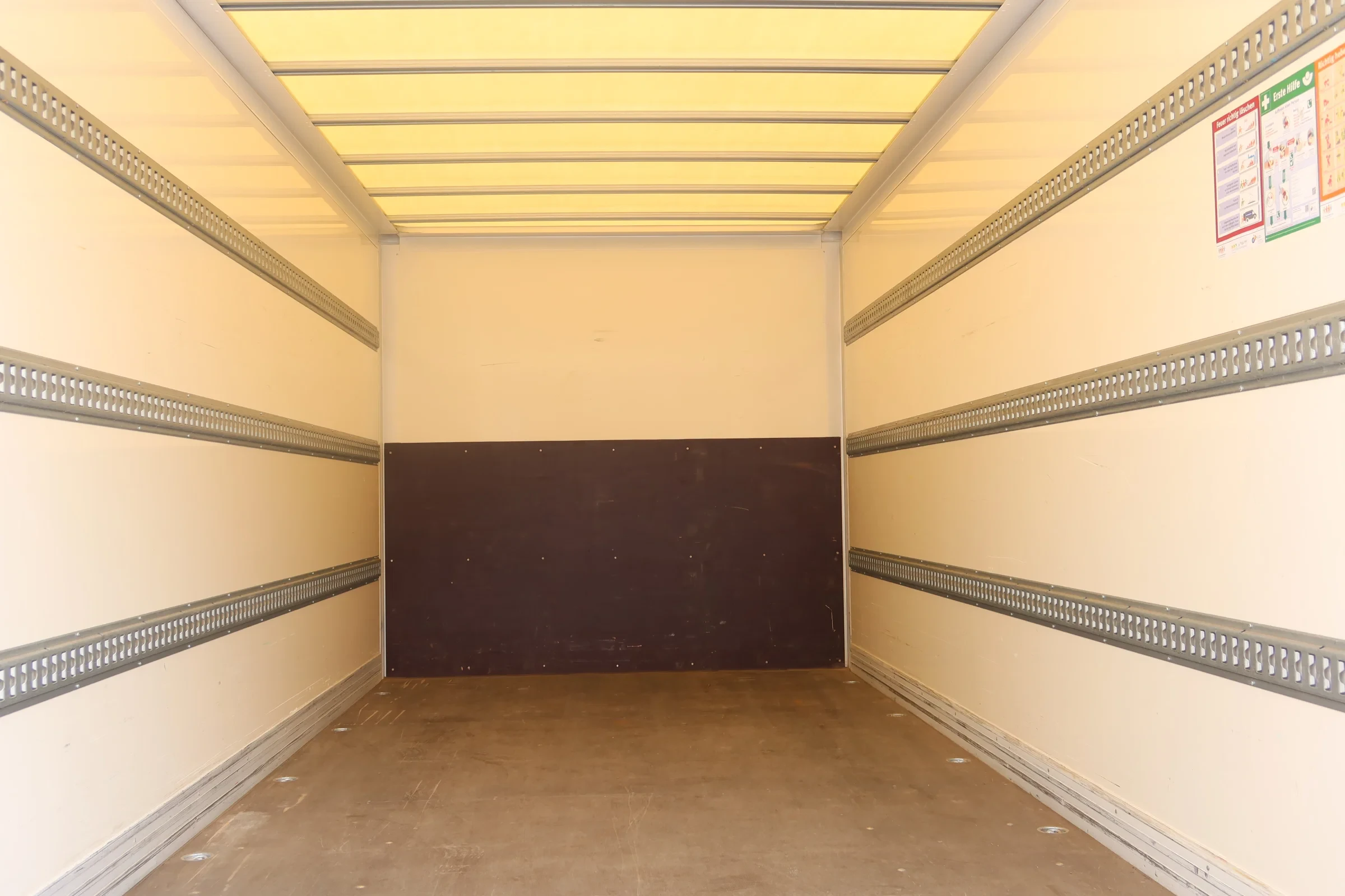 DAF LF 210 2024 - FA Bakwagen + klep 1000 kg + Ringfeder!! afbeelding 18