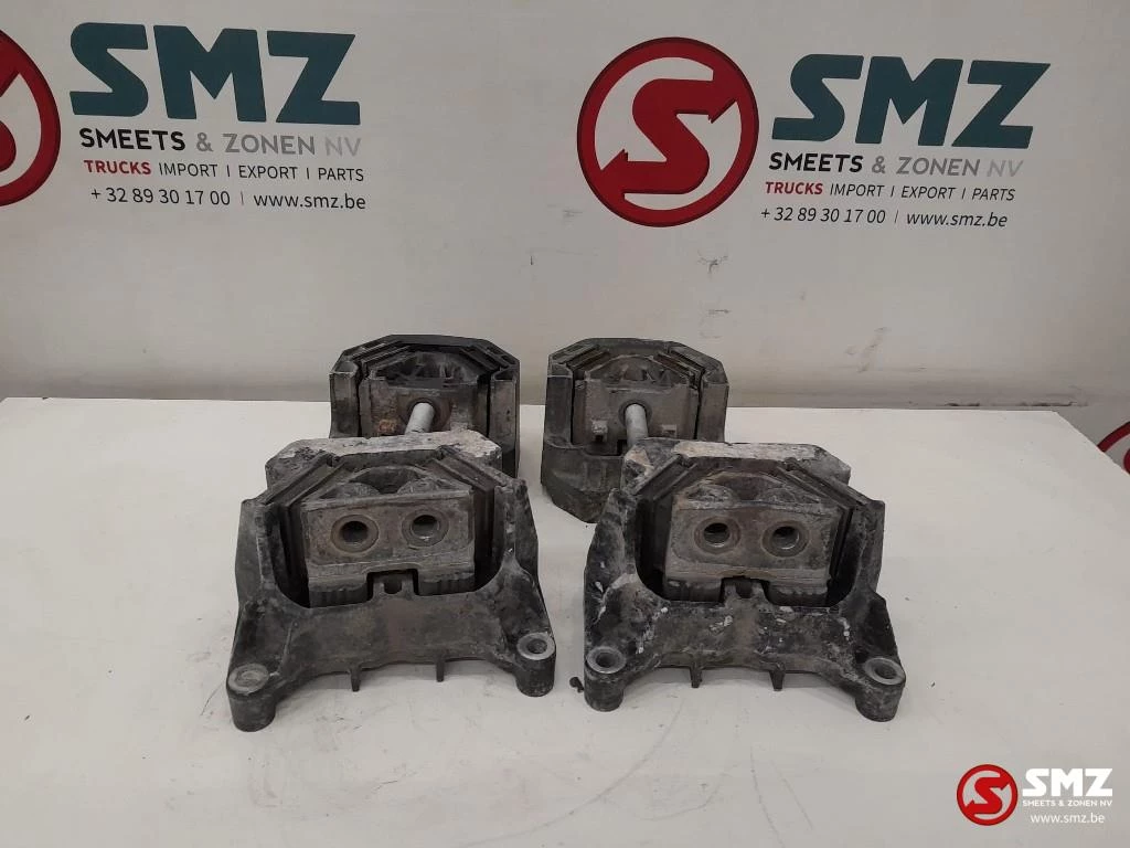 MAN 2018 - Occ set motorsteunen MAN Bild 3