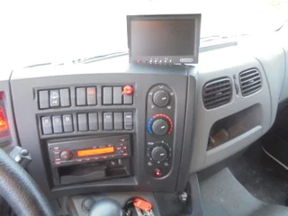 Renault D 2020 - 210 FRIGO MANUAL GEARBOX zdjecie 9