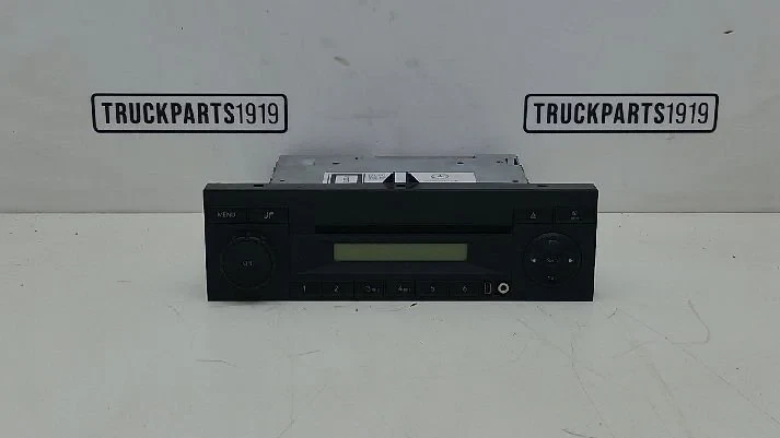 Mercedes-Benz MB - Electrical System Radio MP4 zdjęcie 1