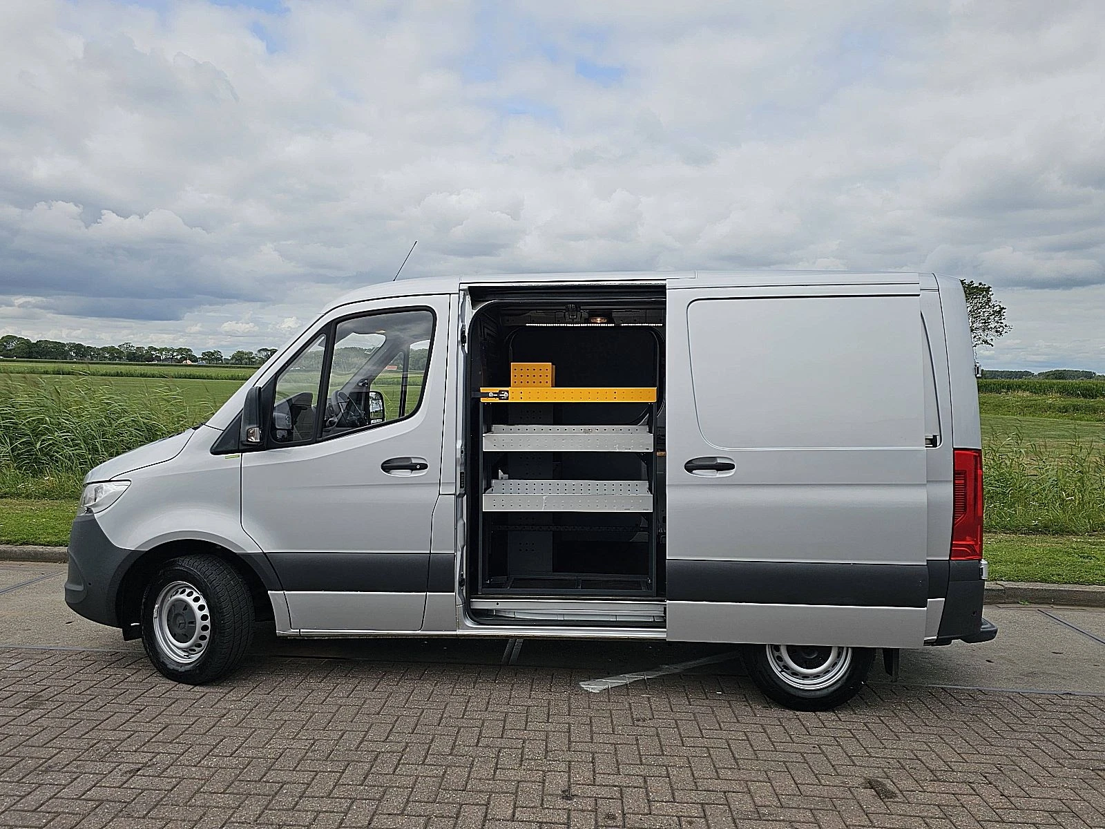 Mercedes-Benz Sprinter 2020 - 311 imagem 15