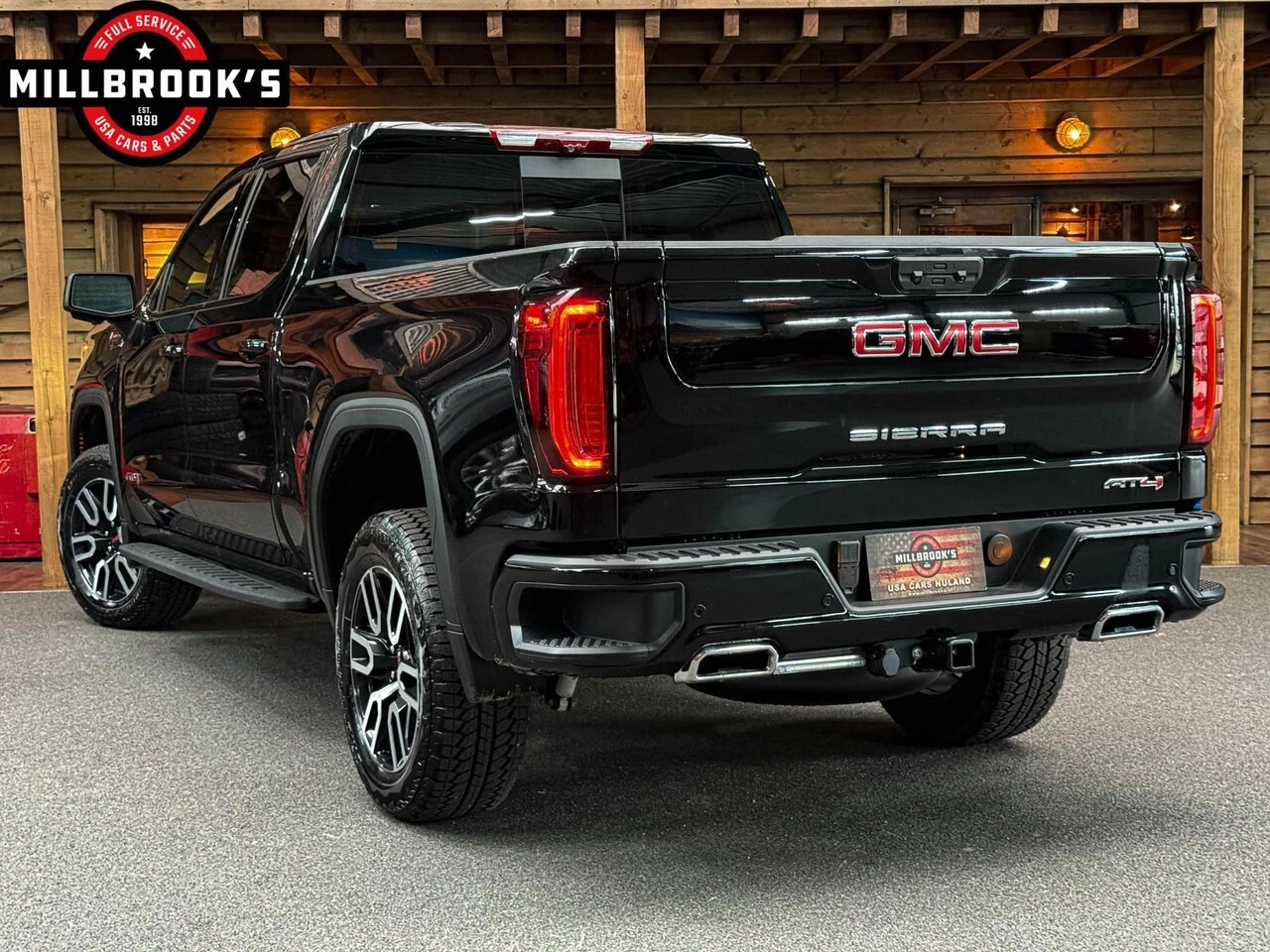 GMC Sierra 2024 - AT4 6.2 V8 obrázek 9