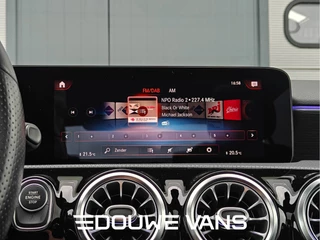 Mercedes-Benz A-Class 2020 - 250e Sedan AMG Panorama Memory Night Pakket zdjecie 28