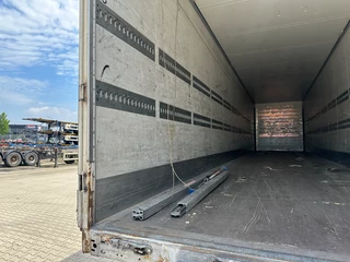 Schmitz Cargobull N/A 2008 - SKO24 / SAF DISC / 2x LIFTAXLE / GALVANIZED / NL-TRAILER / DAMAGED zdjecie 8