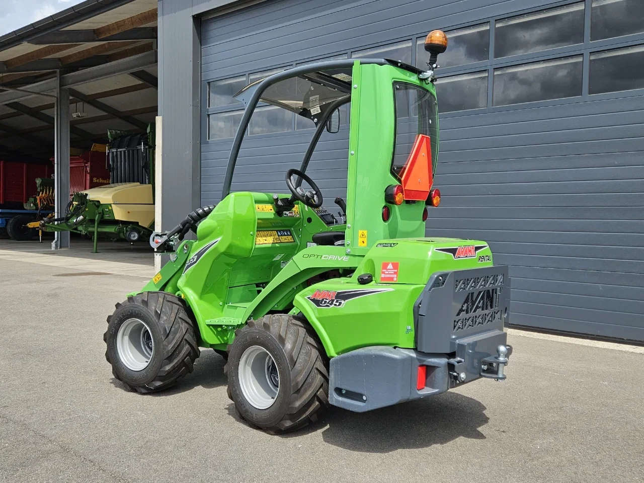 Avant 2025 - 645i Rental mini-shovel afbeelding 7