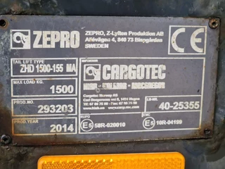 Scania P 2020 - P370 6x2*4 - Thermoking T-1000R Frigo - Bussbygg box - Hooks/Rohrbahnen/Vleeshang - Zepro loadlift - Retarder - Full air image 32