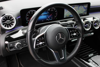 Mercedes-Benz CLA 2023 - Shooting Brake 200 AUT7 Luxury Line LEDER MEMORY DISTRONIC SFEER 18'' imagem 21