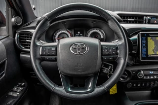 Toyota Hilux 2020 - 2.4 D 4WD | 150 PK | LED | Camera | Cruise | Navi | Climatronic | Trekhaak image 12