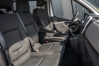 Renault Trafic 2018 - Passenger **1.6dCi 9-Pers L2H1 | Incl. BPM, BTW vrij | R-Link | Navi | Airco | Cruise | PDC | MF Stuur | Start / Stop** obrazek 13