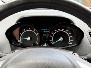 Ford Transit Courier 2020 - 1.0 ECOBOOST TREND / BENZINE! / 1e EIG. / BPM VRIJ !! / AIRCO / PDC / ZEER NETJES! image 11