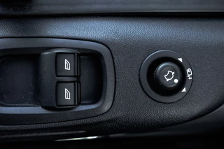 Ford Transit Custom 2023 - 2.0 TDCI L2H1 Trend | 130 PK | Automaat | Carplay | Camera | Cruise | Airco | 3-Zits obrazek 25