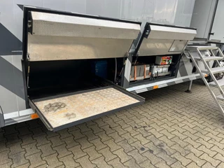 Scania P 2010 - P230 TOP: multifunct. ruimte met airco (camper?), 22kVA generator, hydr. steunpoten, beloopbaar dak, keuken, APK 10-2026 immagine 48