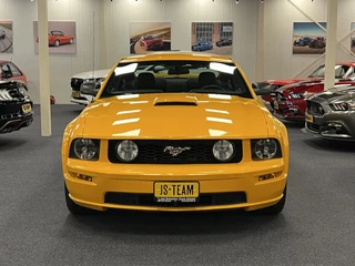 Ford Mustang 2009 - Coupe 4.6i V8 GT Premium 45th Anniversary Edition obrazek 9