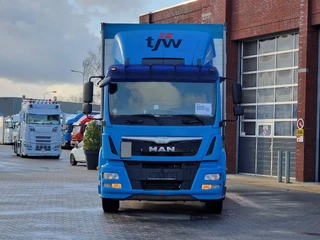 MAN TGM 2015 - 18.290 - Tautliner with sideboards - Loadlift - Full air - Euro 6 - Automatic gearbox imagen 2