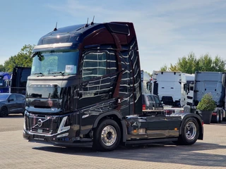Volvo FH 2026 - 13.500 Globetrotter XL 4x2 Aero - New - Full spec - Leather - Alloy wheels - I parkcool afbeelding 3 miniatuur