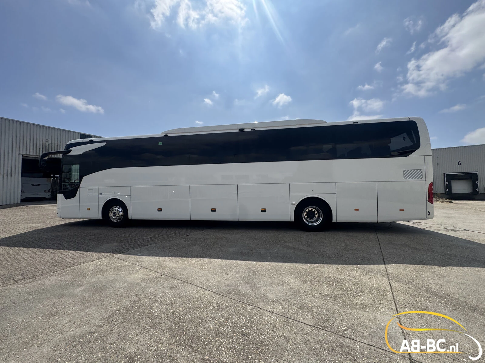 Mercedes-Benz Tourismo RHD 2023 afbeelding 13