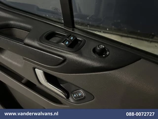 Ford Transit Custom 2020 - 2.0 TDCI L2H1 Euro6 Airco | Navigatie | Apple Carplay | Cruisecontrol | Stoelverwarming image 17