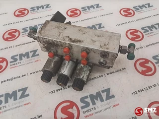 Diversen N/A 2009 - Occ set van 3 hydraulische ventielen Parker obrazek 4