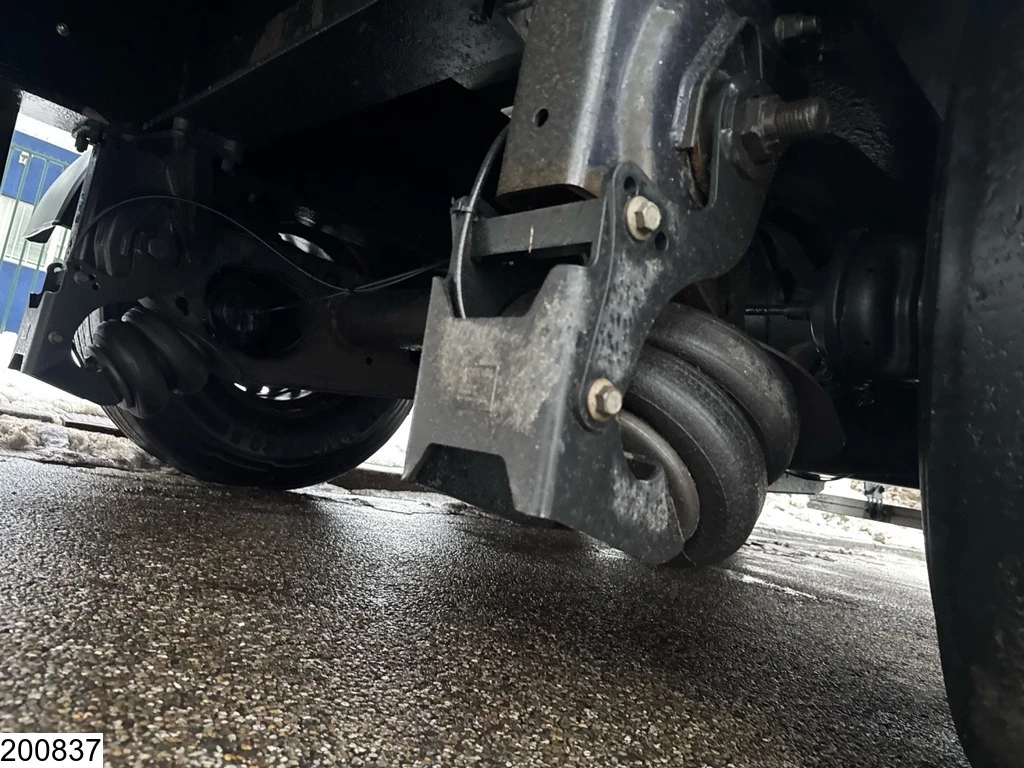Benalu 2011 - kipper 60m3, Lift axle afbeelding 9