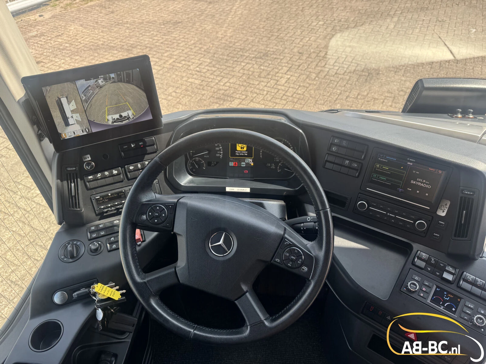 Mercedes-Benz Tourismo RHD 2023 afbeelding 58