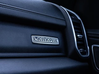 Dodge Ram 1500 2020 - 5.7 V8 4x4 Crew Cab Laramie Night image 31