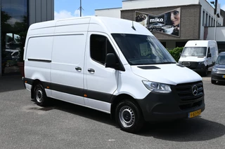 Mercedes-Benz Sprinter 2021 - 314 CDI L2H2 RWD obrazek 10