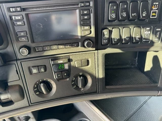 Scania R 2018 - R730 V8 8X4 EURO 6 BIG AXLES obrazek 14
