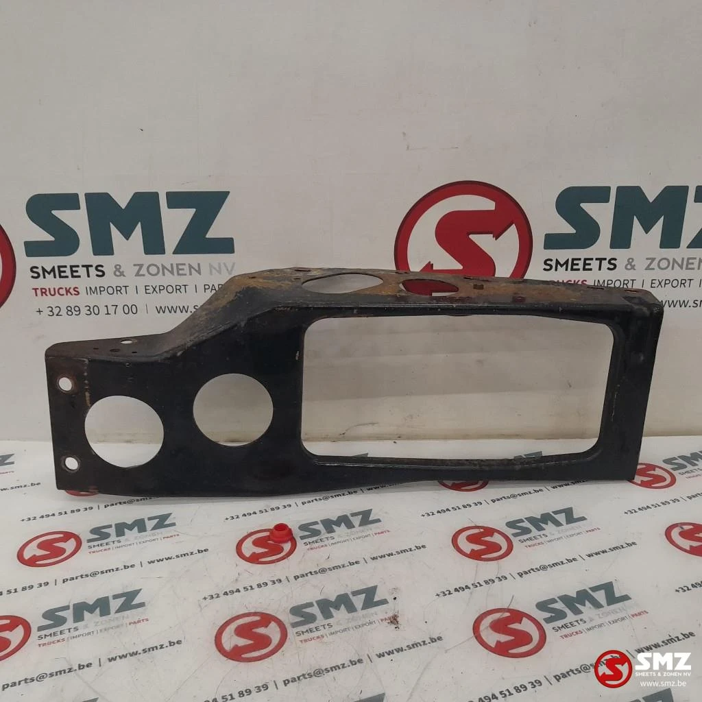 Mercedes-Benz - Occ bumpersteun links Mercedes afbeelding 1