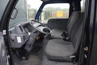 Nissan Cabstar 2003 - E 95.28-290 2.7TD Dhollandia Laadklep obrazek 6