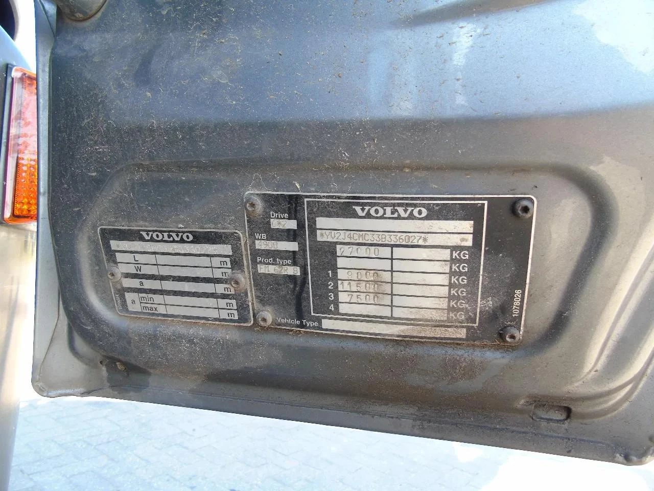 Volvo FH 2003 imagem 25
