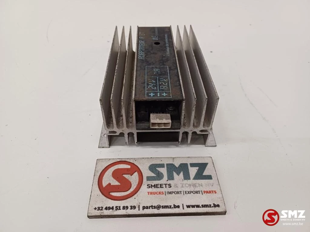 Unic 1987 - Occ spanningsregelaar 24V/13,2V 7A Unic immagine 3